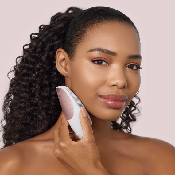 Електронна звукова термо щітка для обличчя GESKE Sonic Thermo Facial Brush 6в1 starlight | Зображення 3