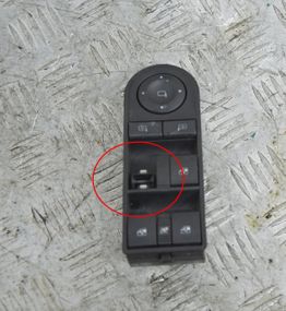 Блок керування склопідйомниками передній лівий Opel Astra H Zafira B 2004-2015 Опель 13209204 13209204BA