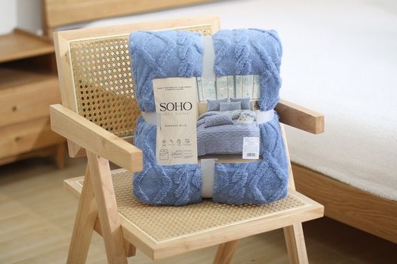 Набір текстилю Soho Ковдра 200х220 см + 2 наволочки 50х70 см Romance Blue | Зображення 3