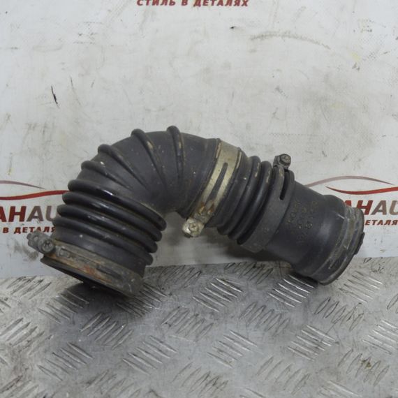Патрубок повітряного фільтра 2.2 MZR-CD Mazda 6 GH 2008-2012 Трубка повітропроводу Мазда 6 R2AA1376X