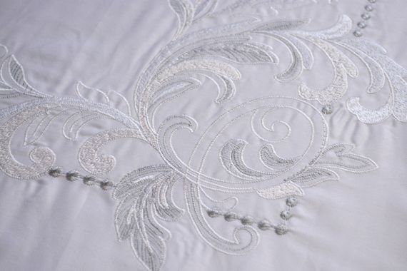 Комплект постельного белья Issimo  Embroidered Satin 200х220 см Voyant Classic | Зображення 4