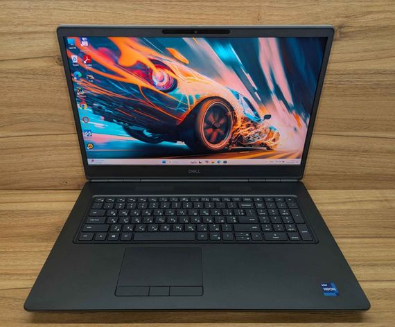 Мобільна робоча станція Б-клас Dell Precision 7760 / 17.3" (3840x2160) IPS / Intel Xeon W-11855M (6 (12) ядер по 3.2 - 4.9 GHz) / 64 GB DDR4 / 1000 GB SSD / nVidia RTX A4000, 8 GB GDDR6, 256-bit / WebCam / Windows 11 б/в + Подарунок Бездротова миша | Зображення 1