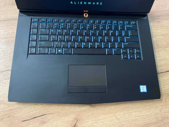 Ноутбук Alienware 15 R3 15.6"FHD/IPS/i7 7700HQ/16Gb/SSD512NVMe/GTX1070-8Gb | Зображення 4