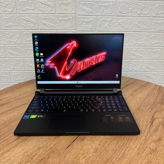 Ігровий ноутбук Б-клас Gigabyte Aorus 15P XD / 15.6" (1920x1080) IPS / Intel Core i7-11800H (8 (16) ядер по 2.3 - 4.6 GHz) / 16 GB DDR4 / 1000 GB SSD / nVidia GeForce RTX 3070, 8 GB GDDR6, 256-bit / WebCam б/в | Зображення 1