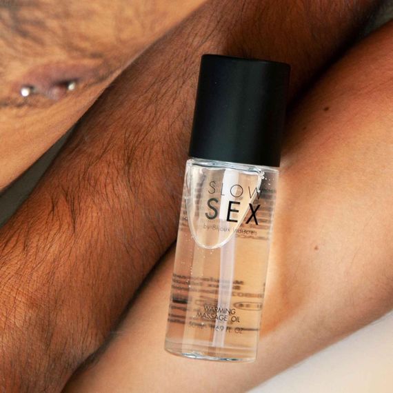 Разогревающее съедобное массажное масло Bijoux Indiscrets Slow Sex Warming massage oil | Зображення 4
