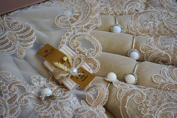 Лляна скатертина з ранером Selin Selin Duygu Set 160×300+12 серветок бежева | Зображення 4