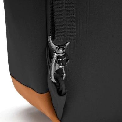 Рюкзак туристичний Pacsafe GO 15L backpack чорний (35110130) | Зображення 7