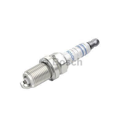 Свеча зажигания Ланос 1.6 Bosch - 0242235667 | Зображення 1