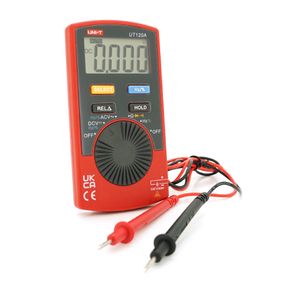 Мультиметр UNI-T UT120A. Вимірювання: V (AC/DC), Ω, Hz, DUTY. Функції: Hold, REL, продзвонювання, тест діодів, авто-діапазон.