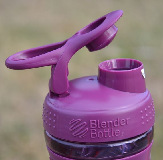Спортивний шейкер (пляшка) BlenderBottle SportMixer Flip 20oz/590ml Plum | Зображення 6