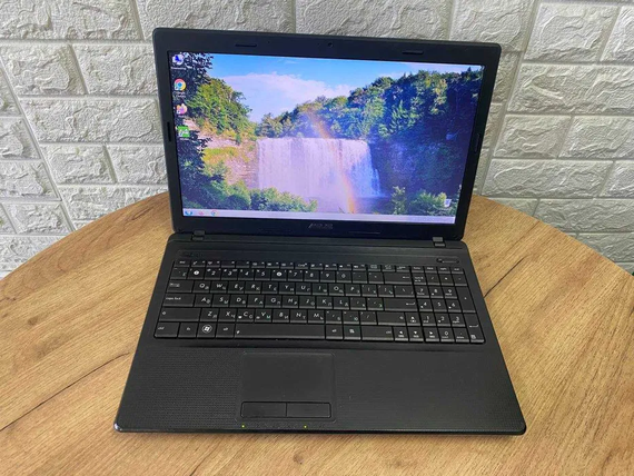 Ноутбук Asus X54C 15.6"HD i5 2410M 4Gb/HDD320/Intel HD