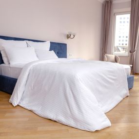 Простирадло SoundSleep готель сатин-страйп 200х220 см біле (92891050)