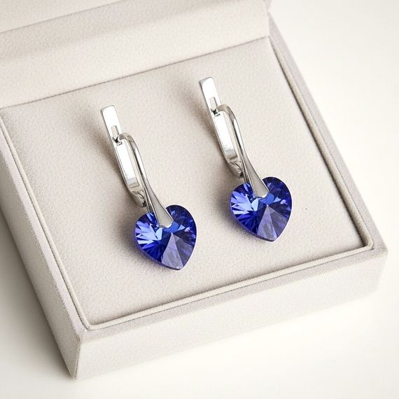 Срібні сережки Серце з кристалами Swarovski (Австрія) синій хамелеон, родовані
