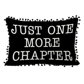 Подушка із мішковини з помпонами Just one more chapter 45x32 см (43PHBP_URB004)