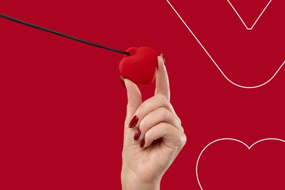 Мини-вибратор «Сердечко» FairyGasm PleasureStone red, 9 режимов, на шнурке | Зображення 5
