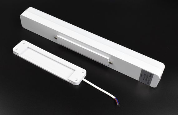 Сучасний довгий світильник стельовий LED для кімнати кухні ванної 26016 Білий 40х5х5 см. | Зображення 1