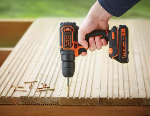 Дрель-шуруповерт аккумуляторная BLACK+DECKER BDCD18 | Зображення 3