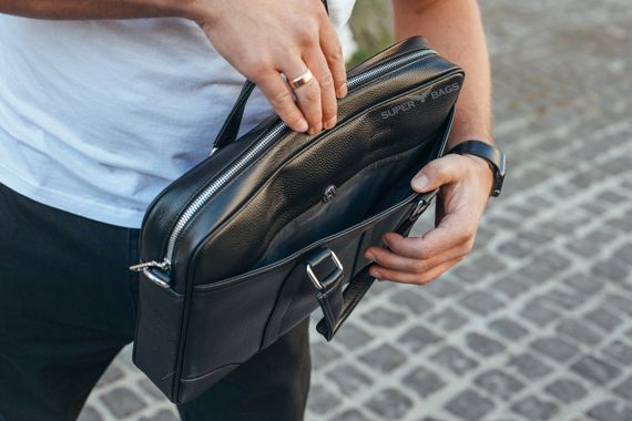 Чоловіча класична сумка для ноутбука й документів SHVIGEL 67834 із натуральної шкіри | Зображення 7