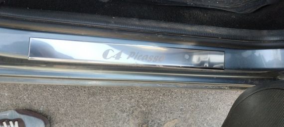 Накладки на пороги Carmos (4 шт, нерж.) для Citroen C-4 Picasso 2013-2024 гг | Зображення 2