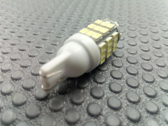 Лампа світлодіод б/ц 12V W5W T10 42SMD (12 х 06) біла | Зображення 1