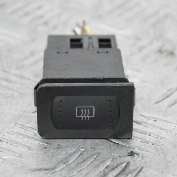 Кнопка обігріву заднього скла Volkswagen Golf Bora Кнопка підігріву заднього скла Фольксваген 1J0959621C