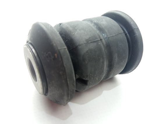 Сайлентблок переднього важеля (передній) Aveo T300, CTR (CVKD-82) (95228670)