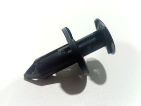 Пістон кріплення підкрилка Audi/Ford/Renault/VW (11828) (8E0825267)