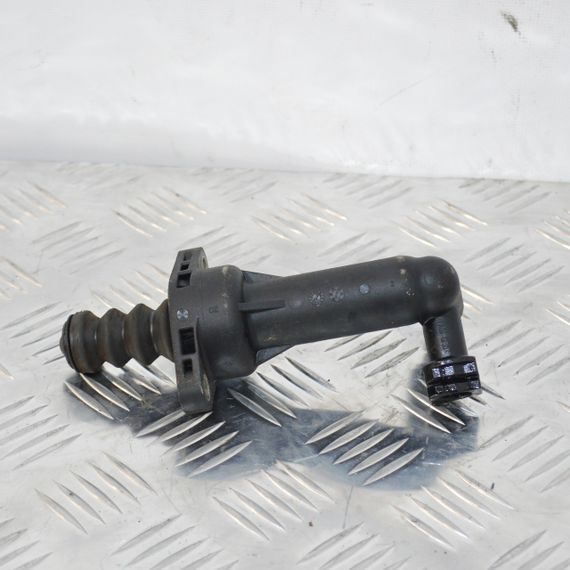 Робочий циліндр зчеплення Volkswagen Golf Passat Polo 1997-2024 Циліндр зчеплення робочий Фольксваген Гольф 6283600590