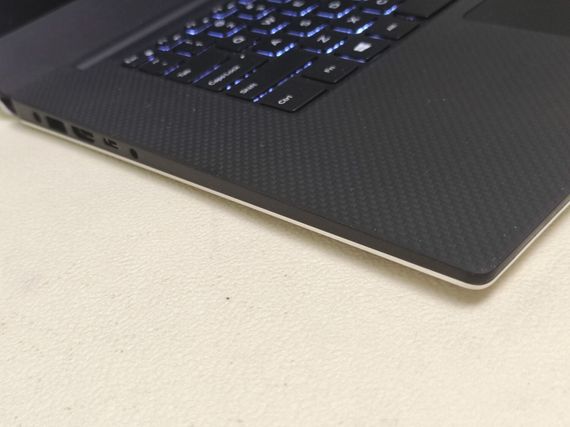 Мобильная рабочая станция Dell Precision 5530 / 15.6" (1920x1080) IPS / Intel Core i7-8750H (6 (12) ядер по 2.2 - 4.1 GHz) / 16 GB DDR4 / 256 GB SSD / nVidia Quadro P1000, 4 GB GDDR5, 128-bit / WebCam б/у | Зображення 4
