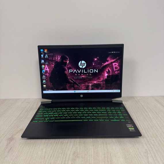 Игровой ноутбук Б-класс HP Pavilion Gaming 15-ec2000ua / 15.6" (1920x1080) IPS / AMD Ryzen 5 5600H (6 (12) ядер по 3.3 - 4.2 GHz) / 8 GB DDR4 / 512 GB SSD / nVidia GeForce RTX 3050 Ti, 4 GB GDDR6, 128-bit / WebCam б/у | Зображення 1