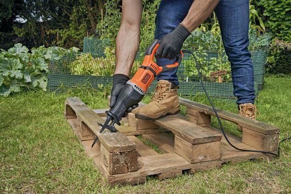 Пила сабельная сетевая BLACK+DECKER BES301K | Зображення 6