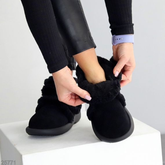 Зручні теплі зимові замшеві чорні черевики на липучці | Зображення 8