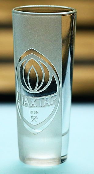 Скляна чарка 60мл ФК Шахтар Донецьк з гравіюванням подарунок для фаната стопка  футбольна стопка | Зображення 2