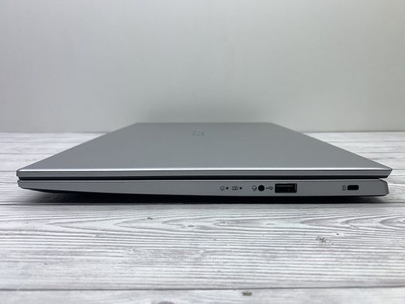 Ультрабук Acer Aspire 1 A115-32 / 15.6" (1920x1080) TN / Intel Celeron N4500 (2 ядра по 1.1 - 2.8 GHz) / 8 GB DDR4 / 120 GB SSD / Intel UHD Graphics / WebCam / Коробка б/у | Зображення 8