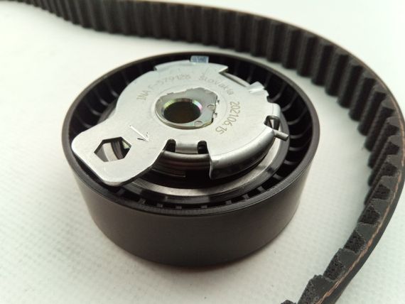 Ремінь ГРМ +ролик Focus 1.8 TDCI, GATES (K015541XS) (1124040) | Зображення 1