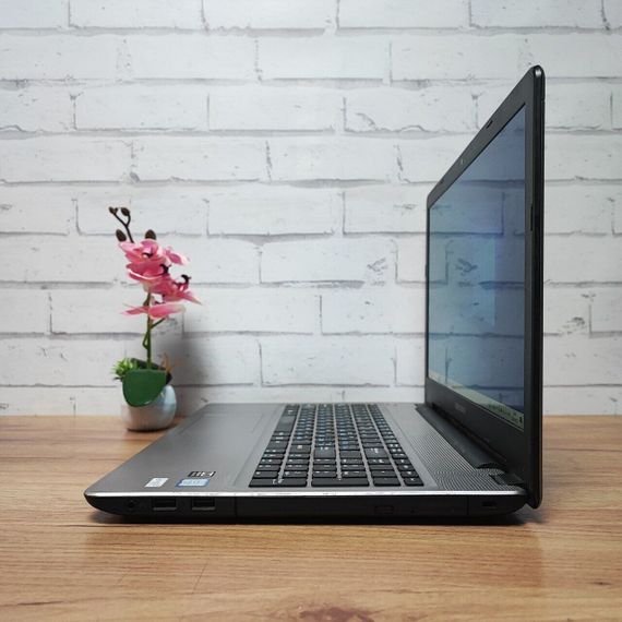 Ноутбук Б-класс Medion Akoya E6424 / 15.6" (1920x1080) TN / Intel Core i5-6267U (2 (4) ядра по 2.9 - 3.3 GHz) / 12 GB DDR3 / 128 GB SSD + 1000 GB HDD / Intel Iris Graphics 550 / WebCam б/у | Зображення 5