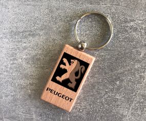 Дерев'яний брелок з логотипом Peugeot (15010102011)