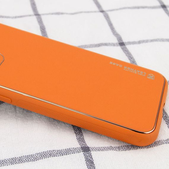 Кожаный чехол Xshield для Apple iPhone 14 (6.1") Оранжевый / Apricot | Зображення 1