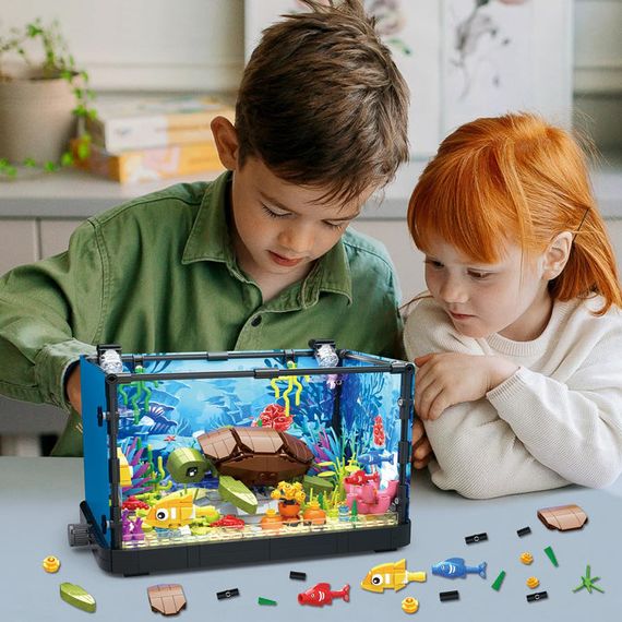 Конструктор A-Toys 7024 "Аквариум с черепахой рыбами и растениями" 753 дет со светом