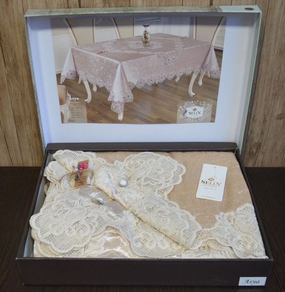 Велюрова скатертина Selin Asya 160х300 Бежева | Зображення 1