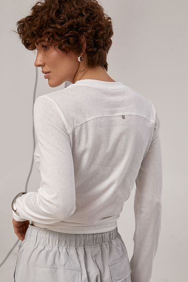 Напівпрозорий лонгслів із вишитим смайлом - молочний цвет, ONE SIZE (є розміри) | Зображення 1