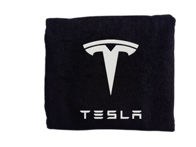 Рушник з вишивкою махровий банний 70*140 чорний автомобілісту тесла Tesla 00451