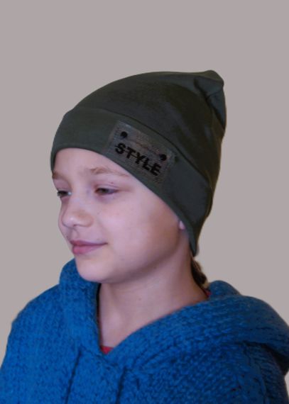 Шапка дитяча 5-12 років 52-54см подвійна с емблемою хакі Style з відворотом весна/осінь бавовна | Зображення 4