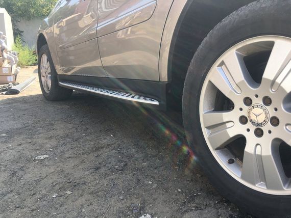 Бокові пороги OEM (2 шт., Алюміній) для Mercedes ML W164 | Зображення 4