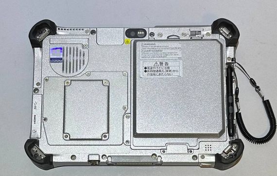 Захищений планшет Panasonic Toughpad FZ-G1 / 10,1" (1920x1200) IPS Touch / Intel Core i5-7300U (2 (4) ядра по 2,6 - 3,5 ГГц) / 8 ГБ DDR3 / 256 ГБ SSD / Intel HD Graphics 620 / WebCam / Win 11 Pro б/в | Зображення 2