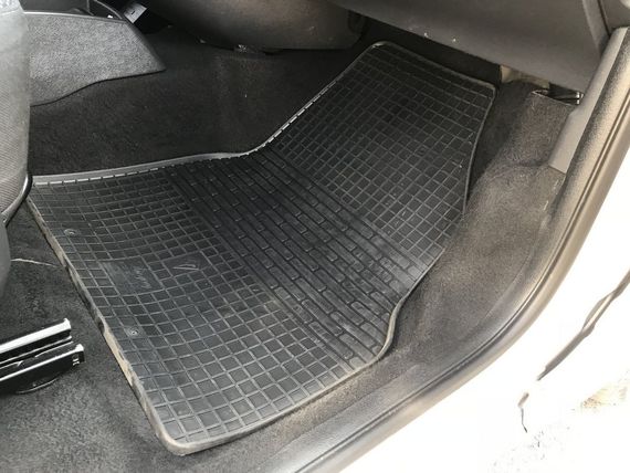 Гумові килимки (Stingray) 2 шт, Premium - без запаху гуми для Renault Kangoo 2008-2020 рр | Зображення 1