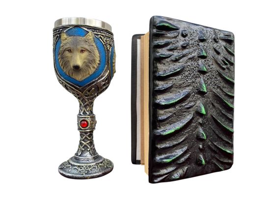 Подарунковий набір Келих 3D Вовки та Блокнот 3D «Око Лісового Дракона» | Зображення 1