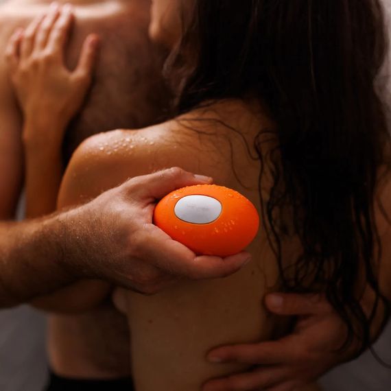 Кліторальний вібратор We-Vibe Temp Tangerine з функцією нагрівання та охолодження, помаранчевий Sex Aura | Зображення 5