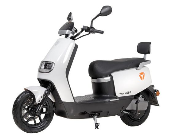 Електроскутер YADEA E8S (white)