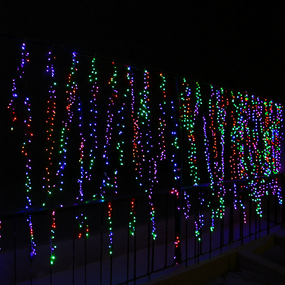 Новорічна гірлянда вулична Бахрома 36 м 600 LED чорний провід Мультиколор 36МBML